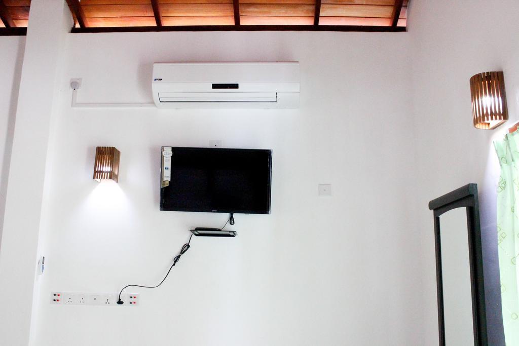 Villa Azzurra Hikkaduwa Habitación foto