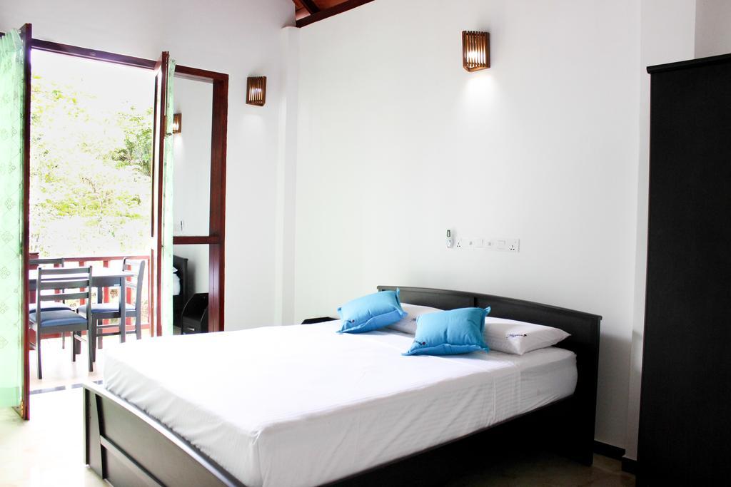 Villa Azzurra Hikkaduwa Habitación foto